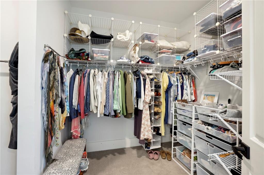 6890 Peachtree Dunwoody Road Unit 305