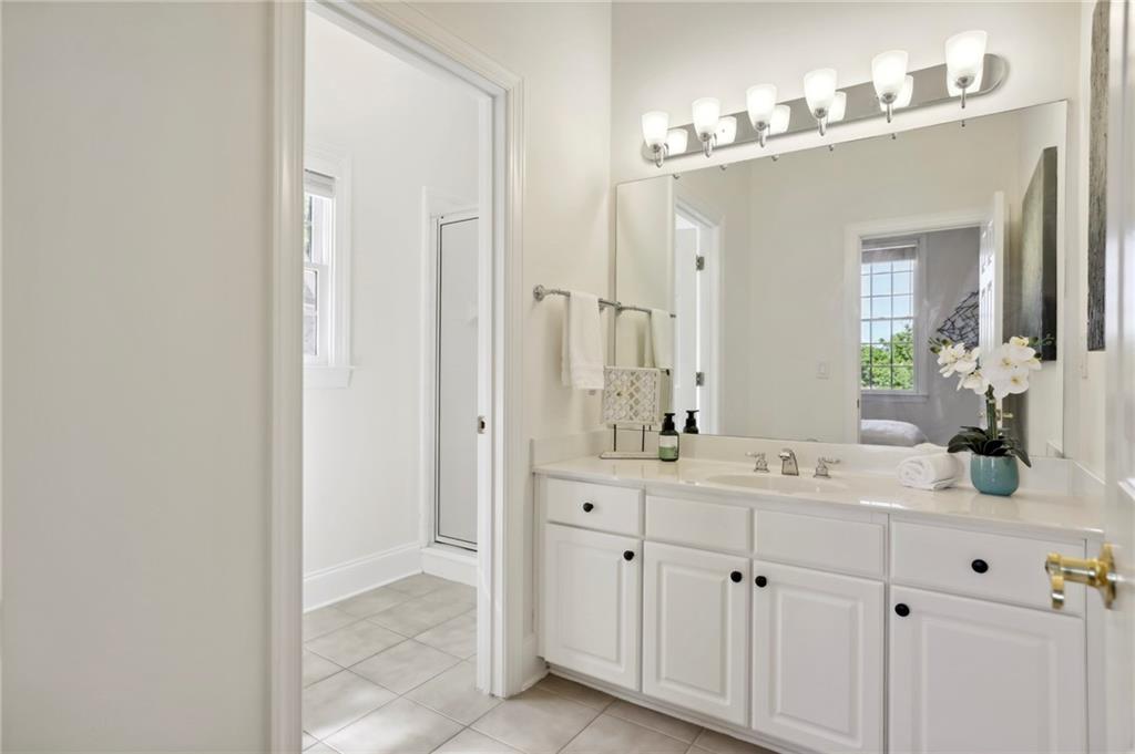 3499 Highgrove Way NE