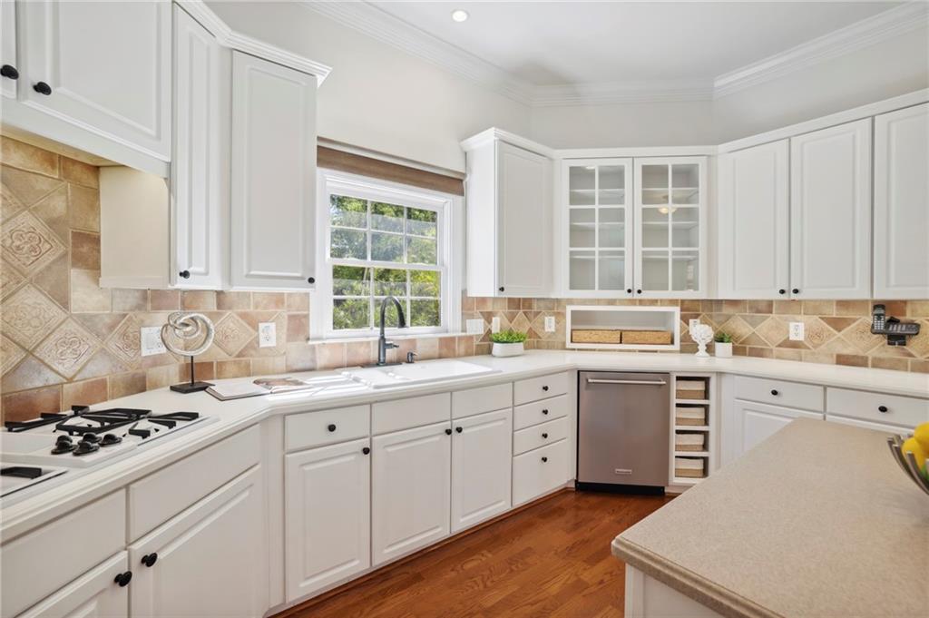 3499 Highgrove Way NE