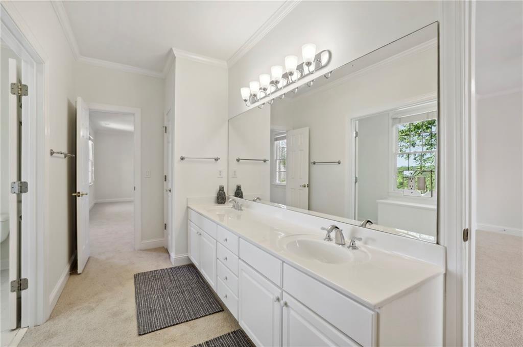 3499 Highgrove Way NE