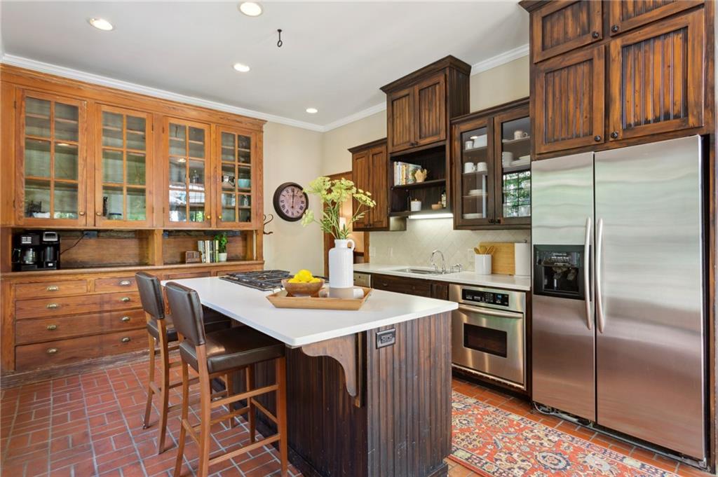 2530 Parkside Drive NE