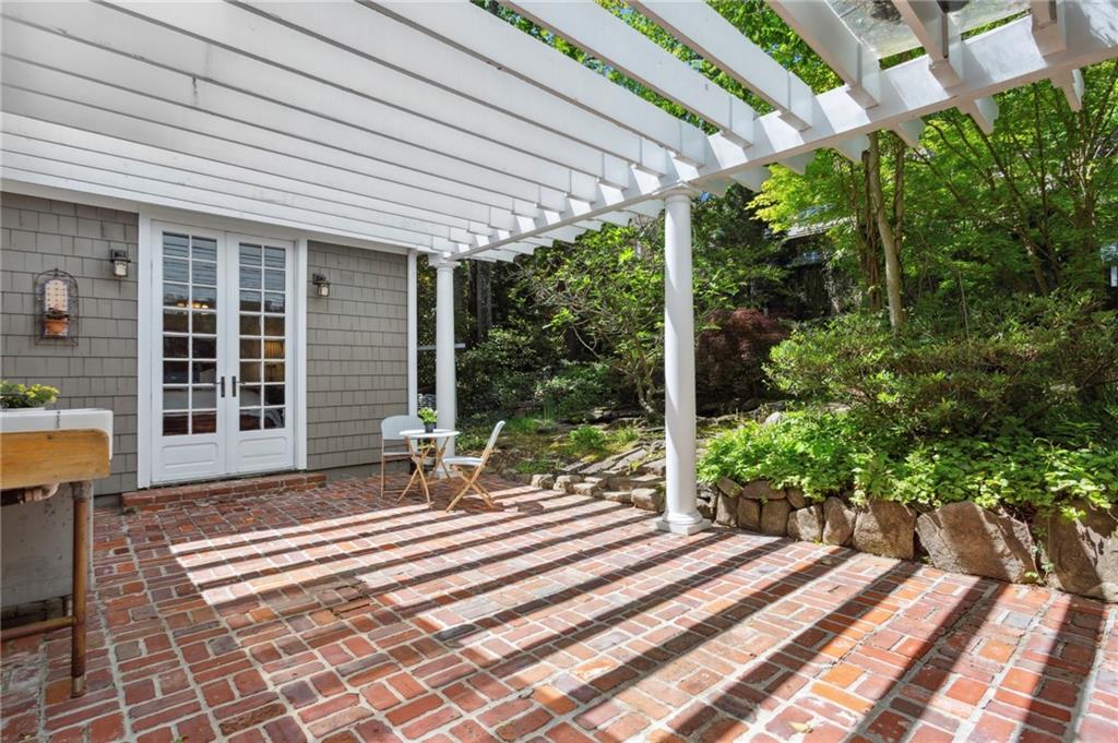 2530 Parkside Drive NE