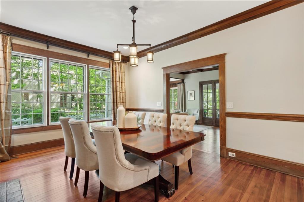 2530 Parkside Drive NE