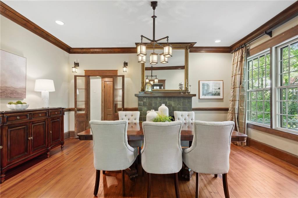 2530 Parkside Drive NE