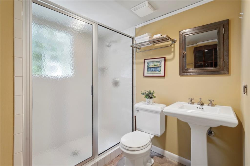 2530 Parkside Drive NE