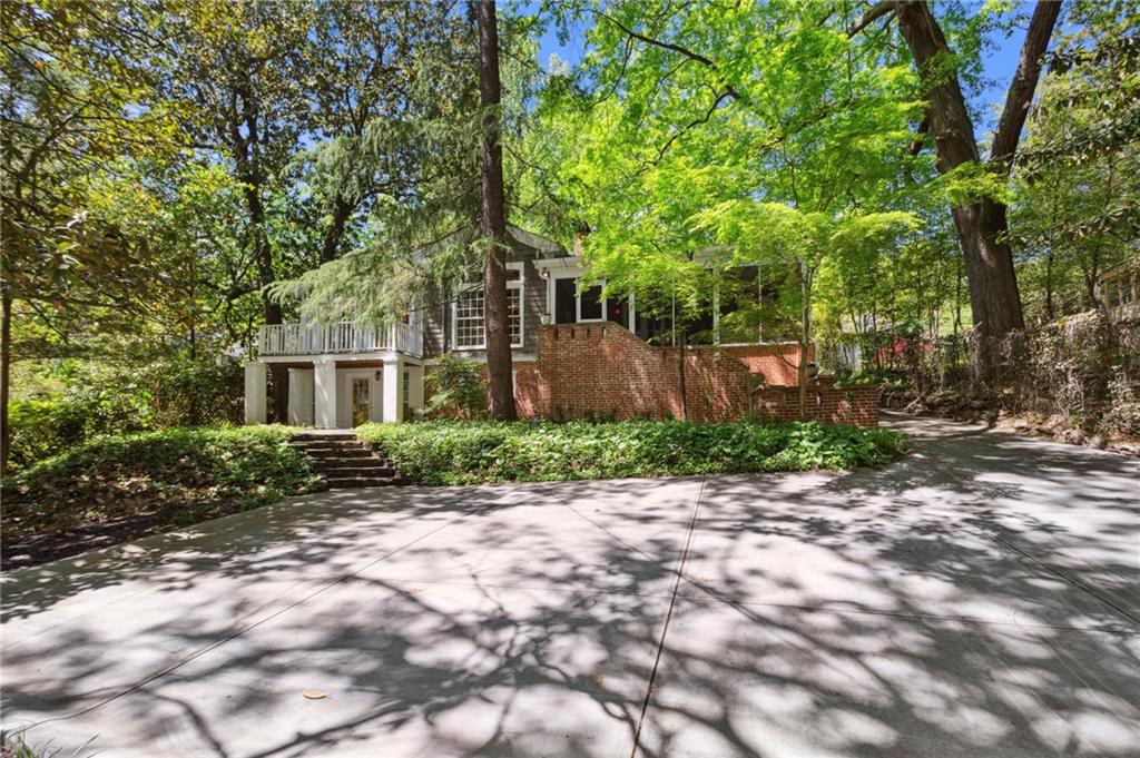 2530 Parkside Drive NE