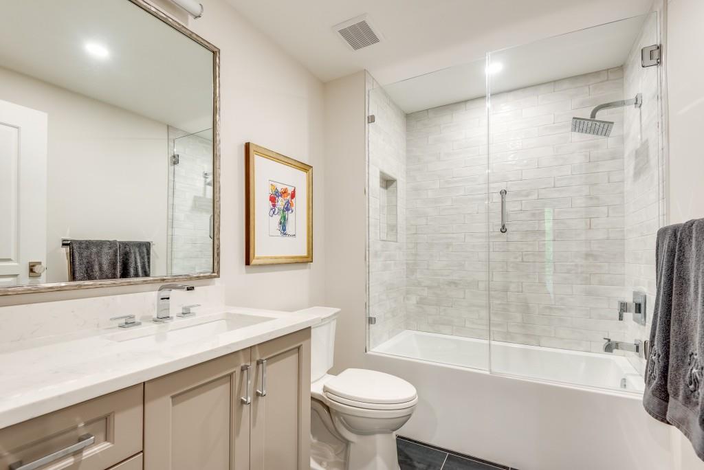 700 Park Regency Place NE Unit 805