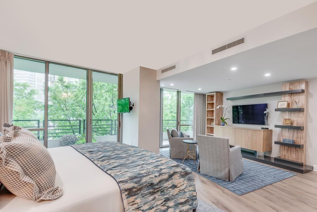 700 Park Regency Place NE Unit 805