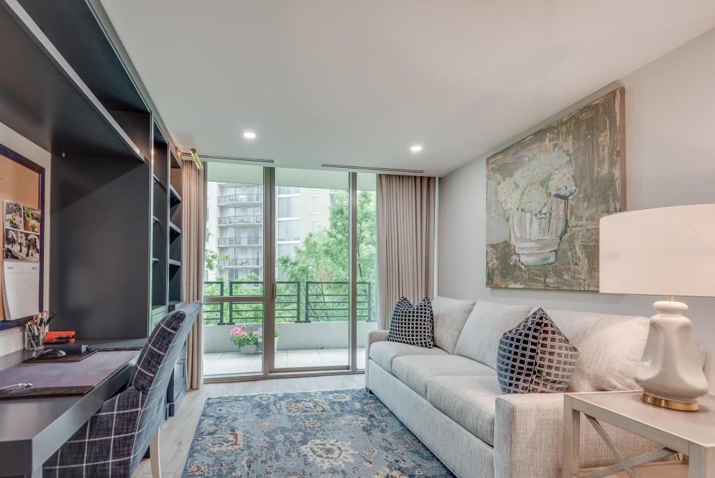 700 Park Regency Place NE Unit 805