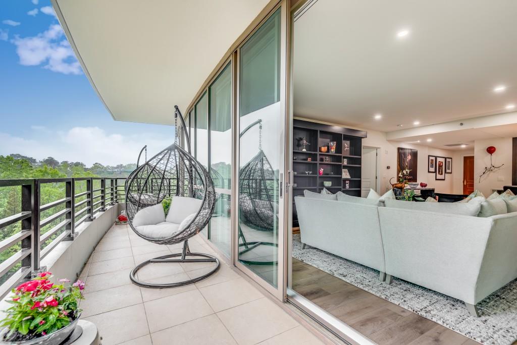 700 Park Regency Place NE Unit 805