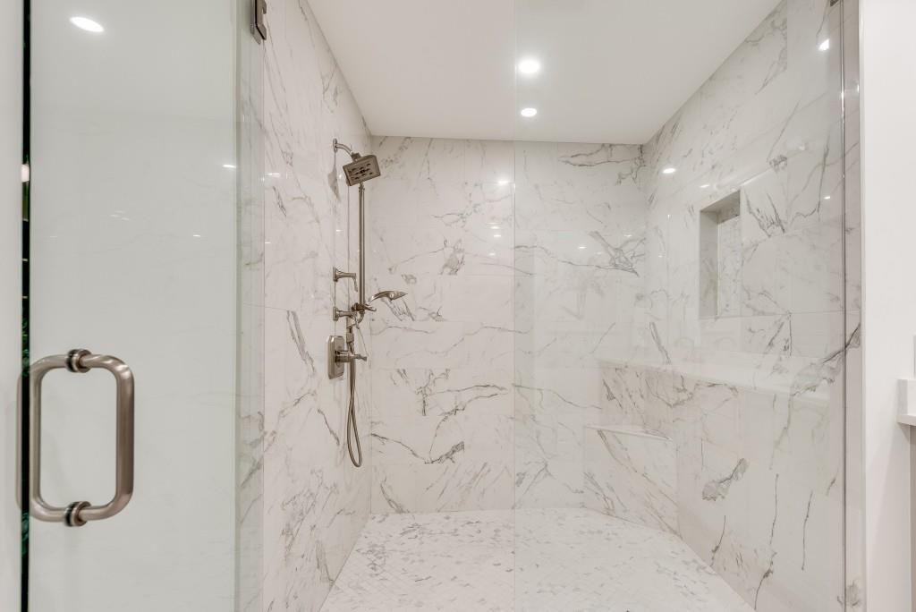 700 Park Regency Place NE Unit 805