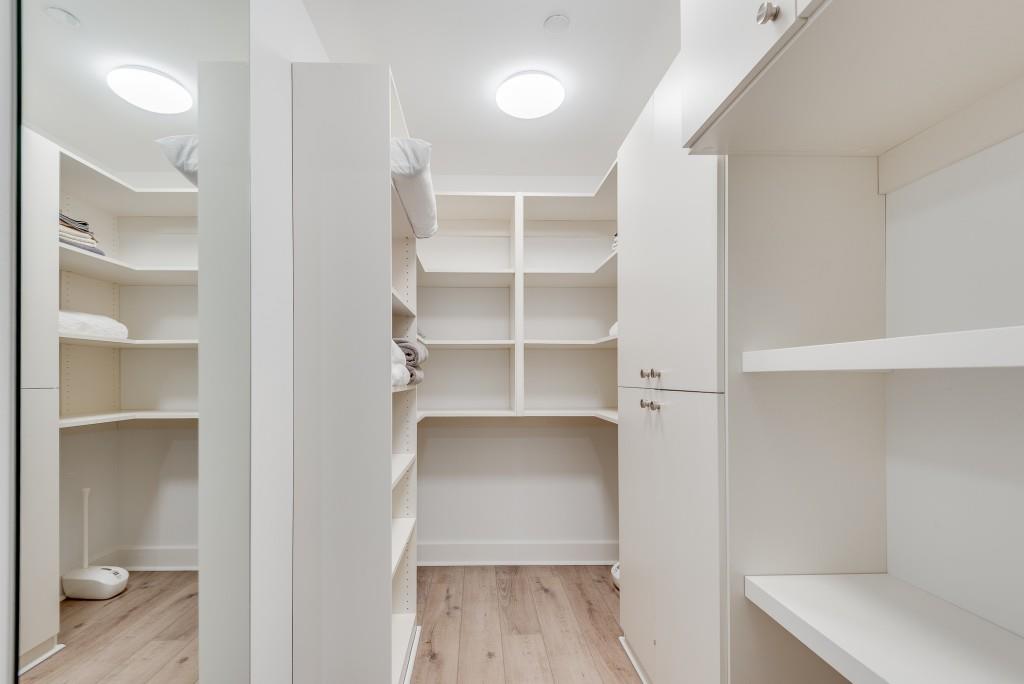 700 Park Regency Place NE Unit 805