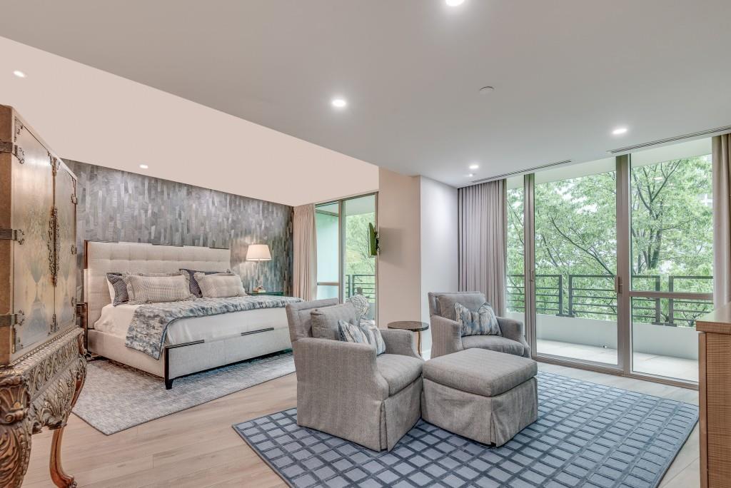 700 Park Regency Place NE Unit 805