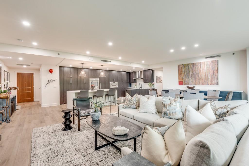 700 Park Regency Place NE Unit 805