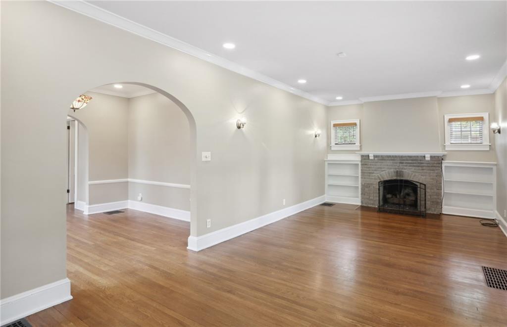 2132 McLendon Avenue NE