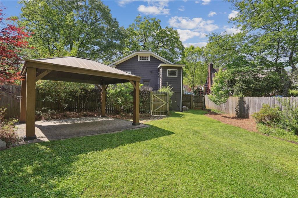 2132 McLendon Avenue NE