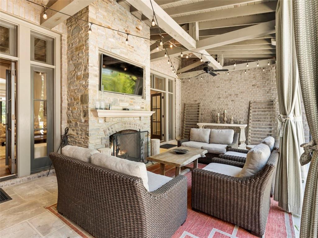 1066 Stovall Boulevard NE