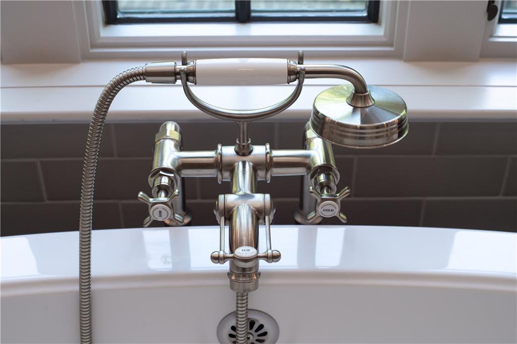 1066 Stovall Boulevard NE