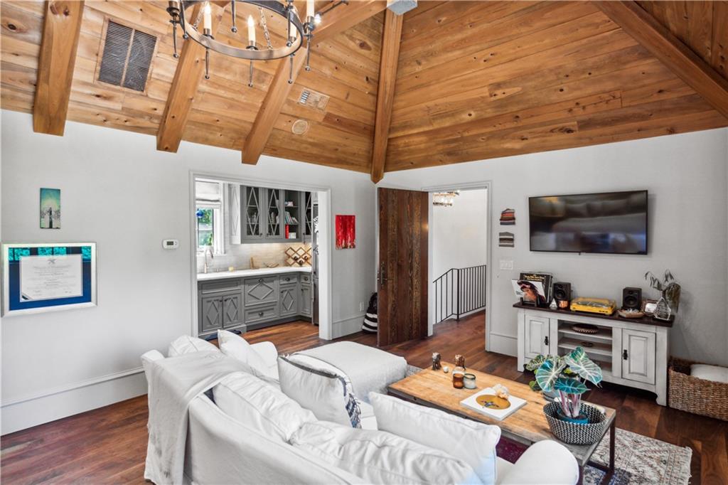 1066 Stovall Boulevard NE