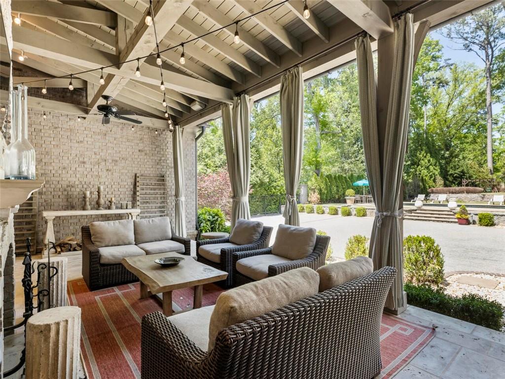 1066 Stovall Boulevard NE