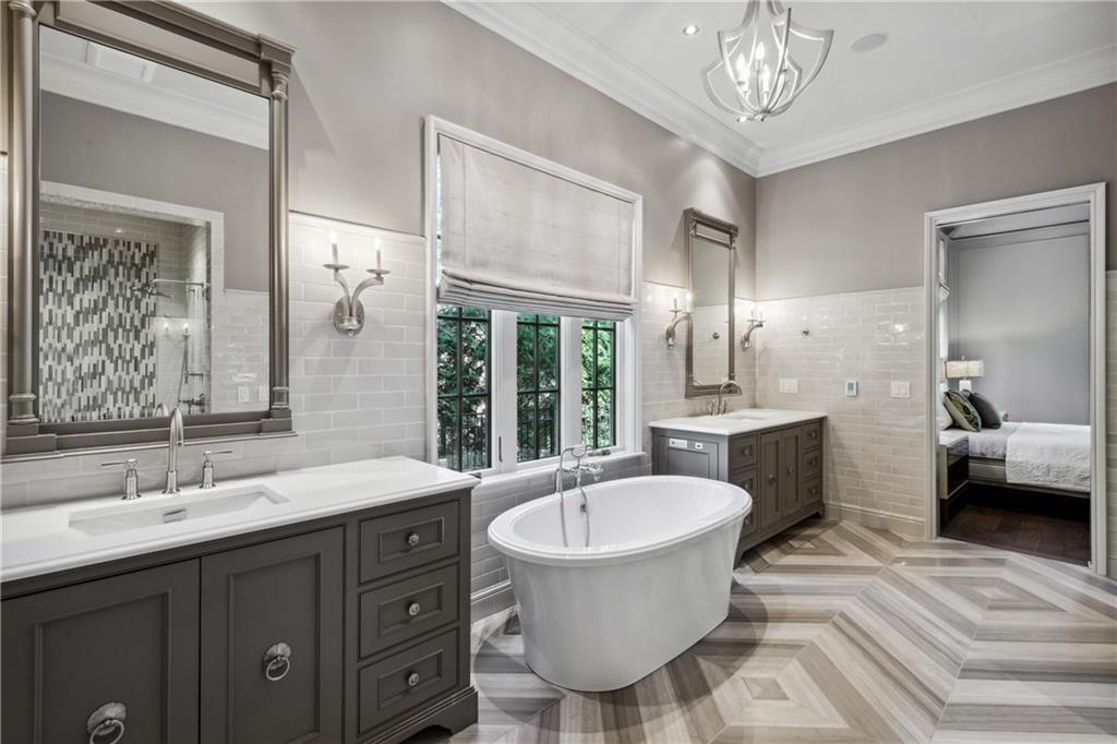 1066 Stovall Boulevard NE