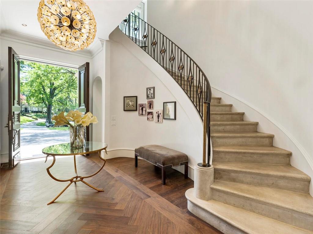 1066 Stovall Boulevard NE