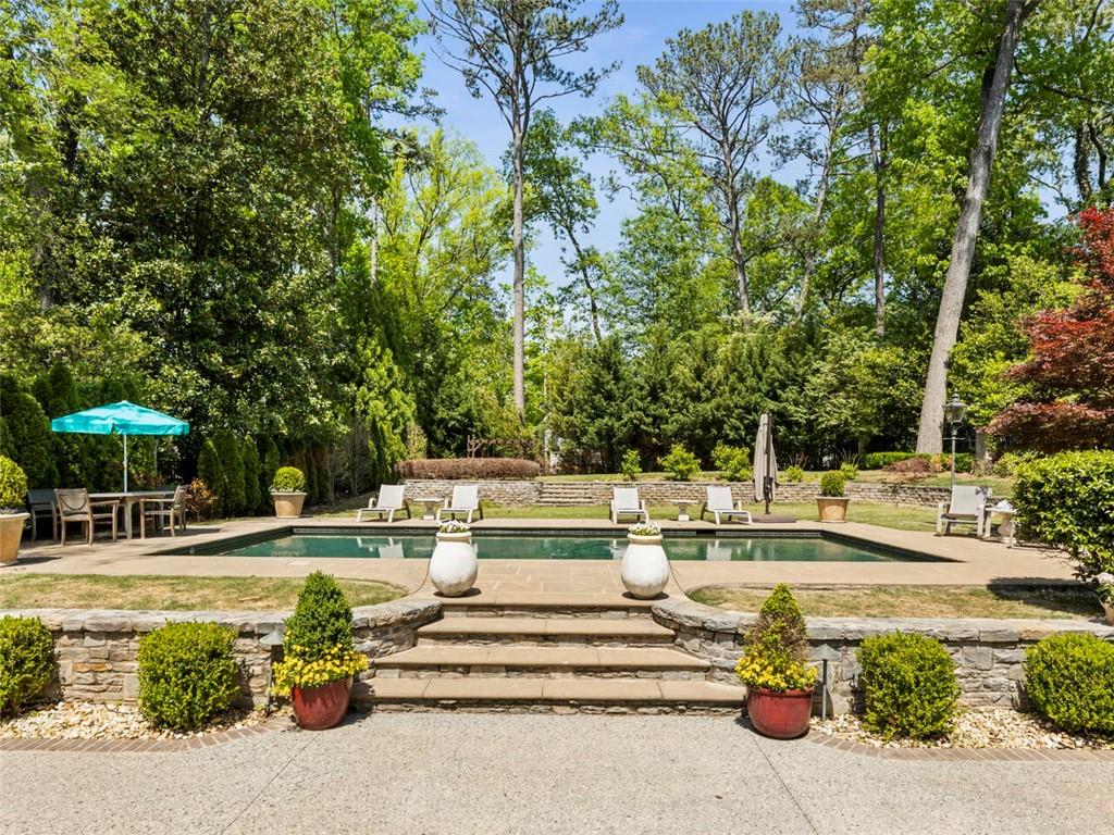 1066 Stovall Boulevard NE