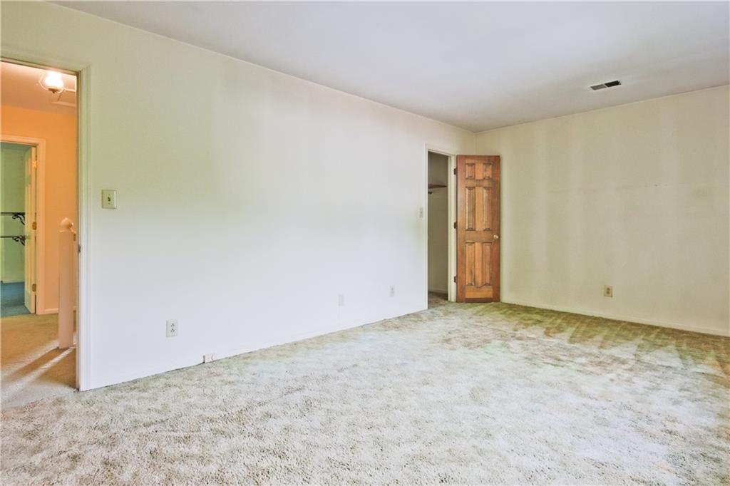 4260 AUTUMN WOODS Court