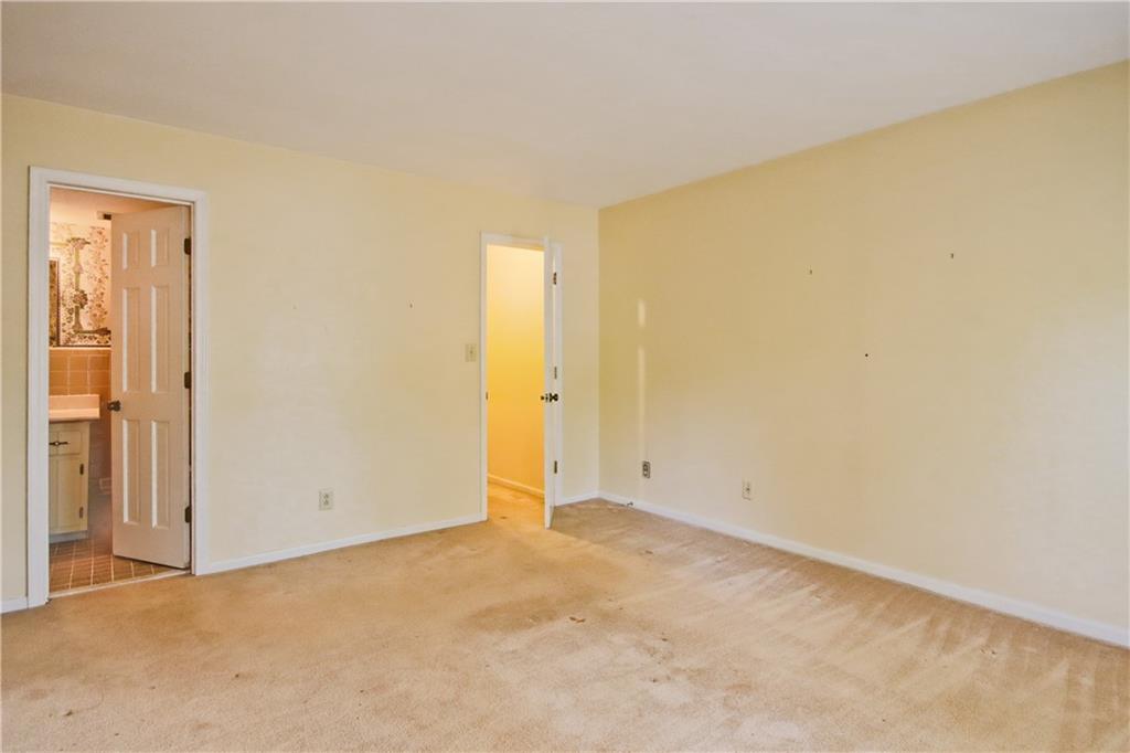 4260 AUTUMN WOODS Court