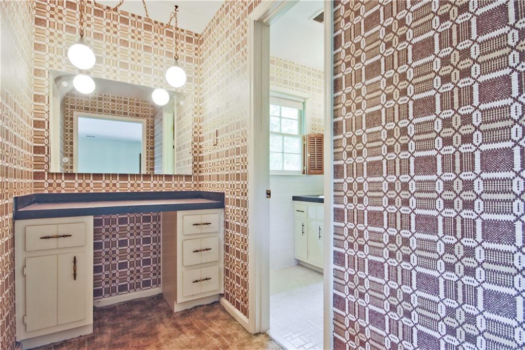 4260 AUTUMN WOODS Court