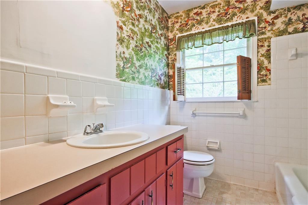 4260 AUTUMN WOODS Court