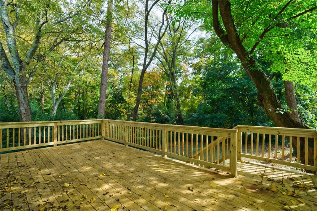 349 Delmont Drive NE