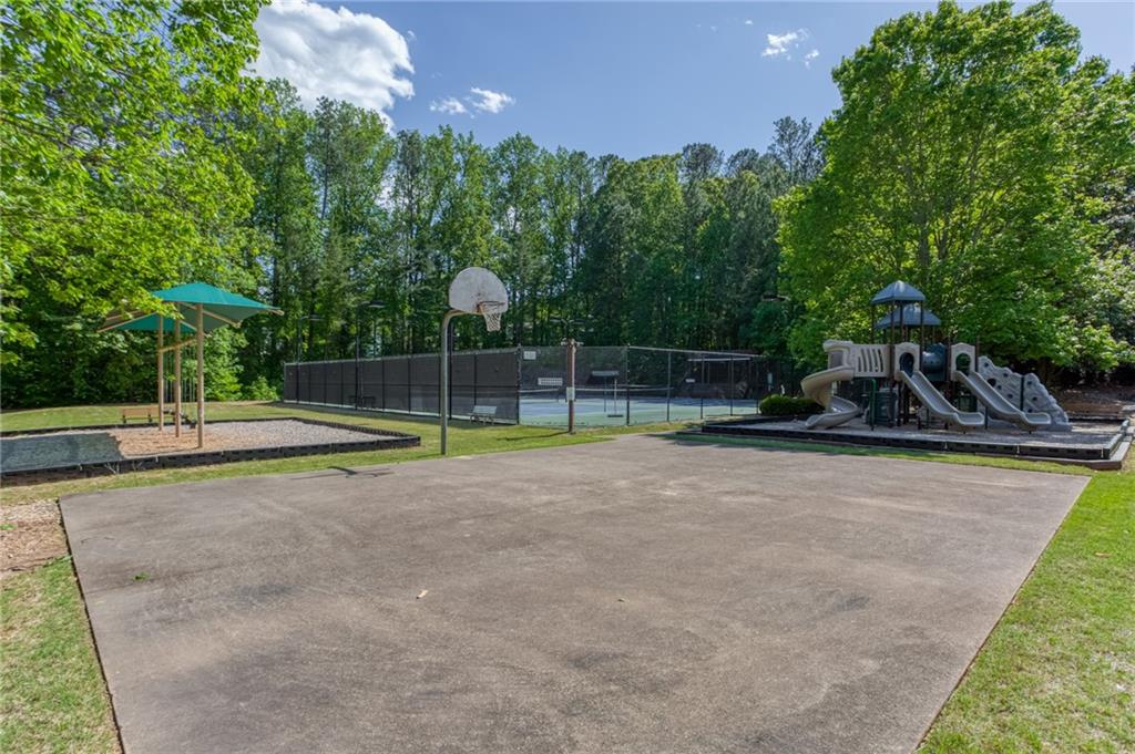 1663 Millhouse Landing