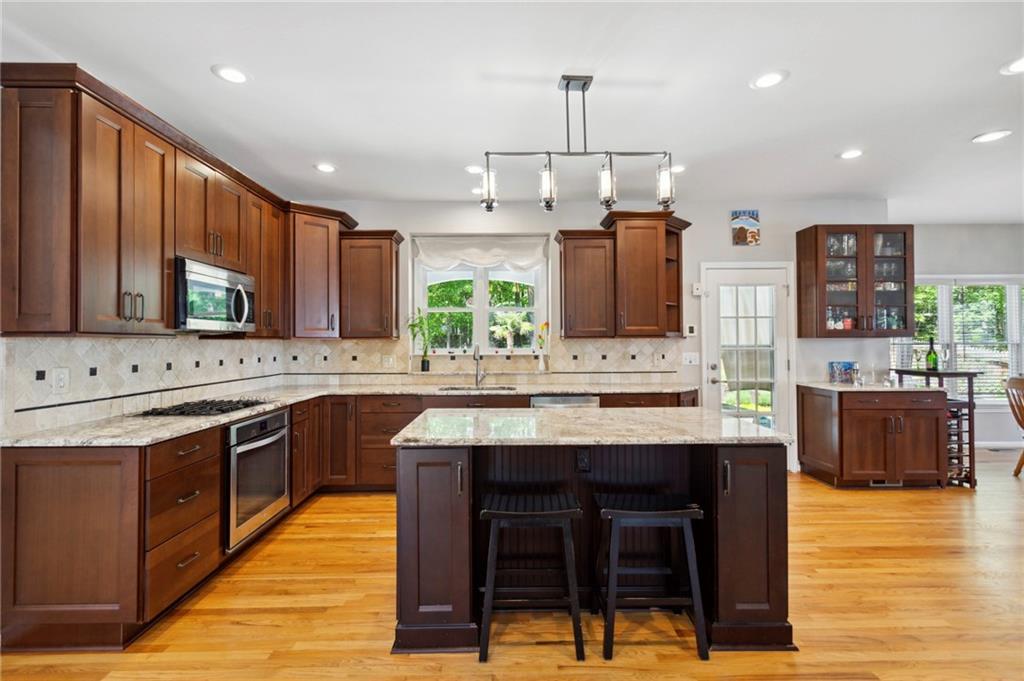 1663 Millhouse Landing