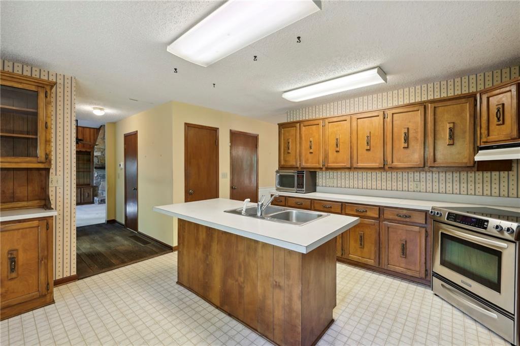 3622 Lamplighter Cove Road