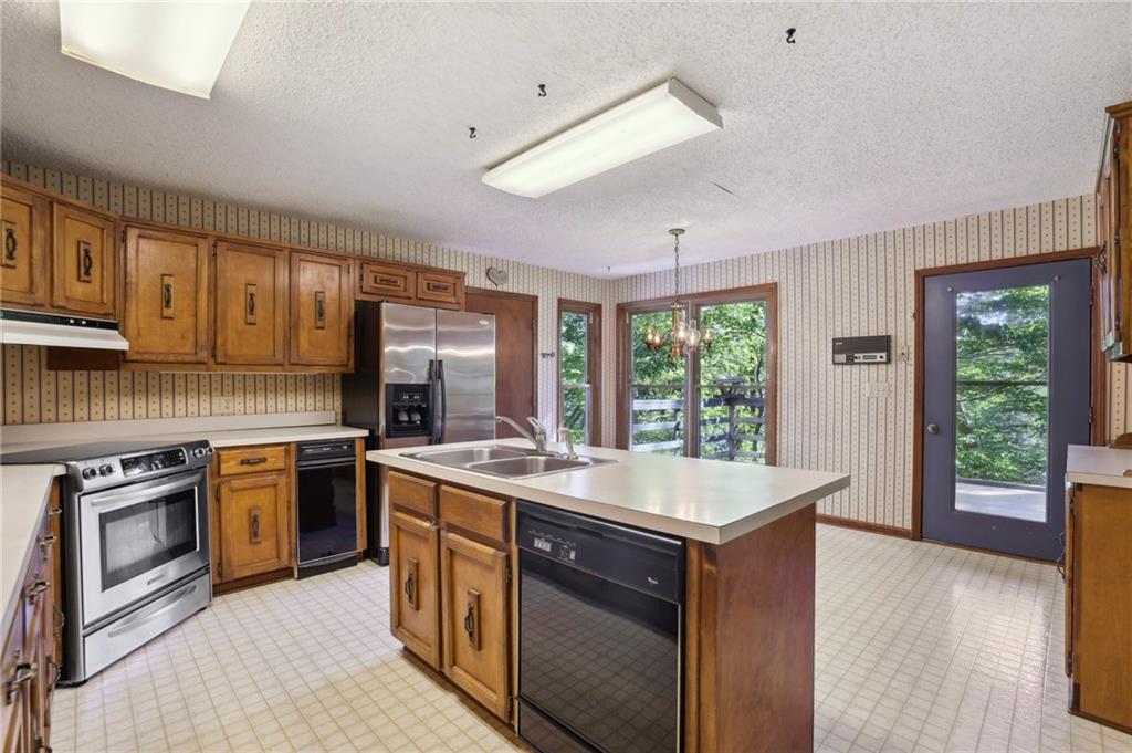 3622 Lamplighter Cove Road