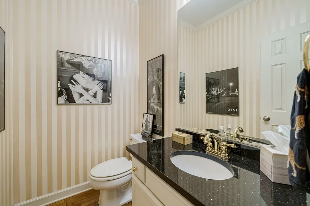 5636 River Oaks Place