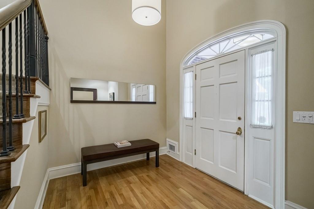 5636 River Oaks Place