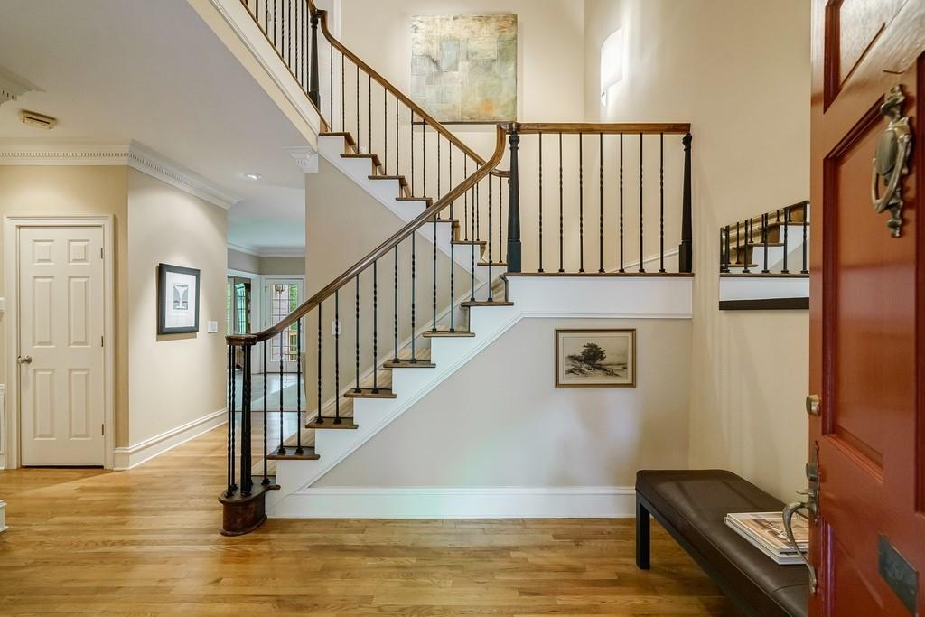 5636 River Oaks Place