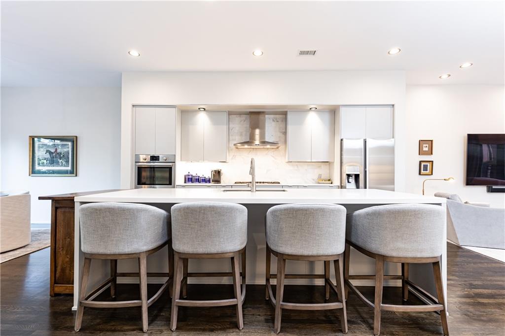 721 Longleaf Drive NE Unit 3