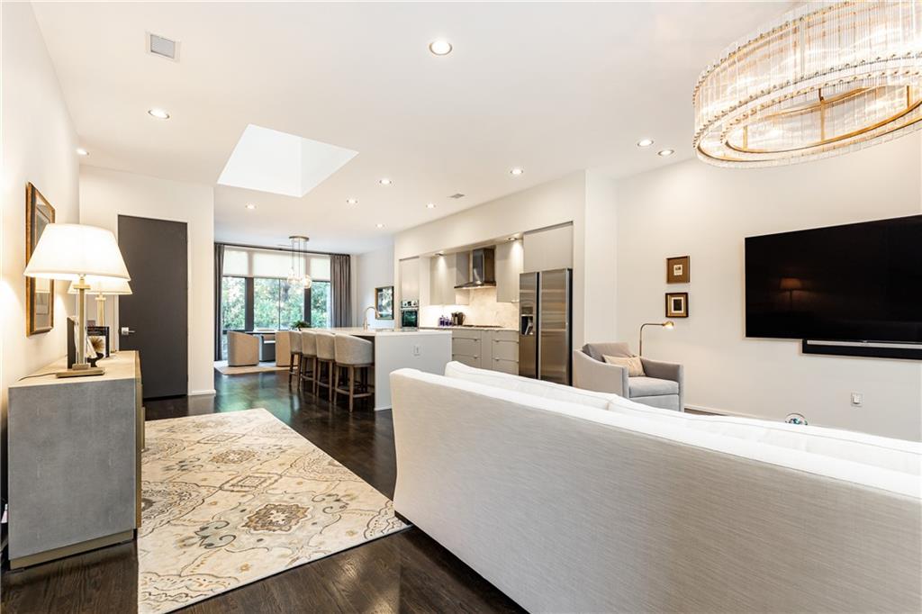 721 Longleaf Drive NE Unit 3