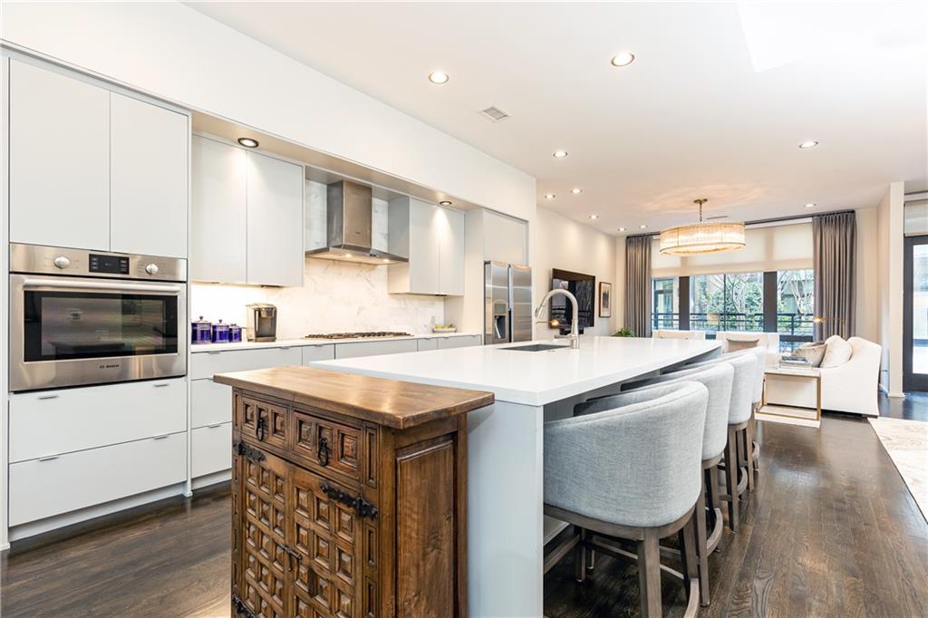 721 Longleaf Drive NE Unit 3