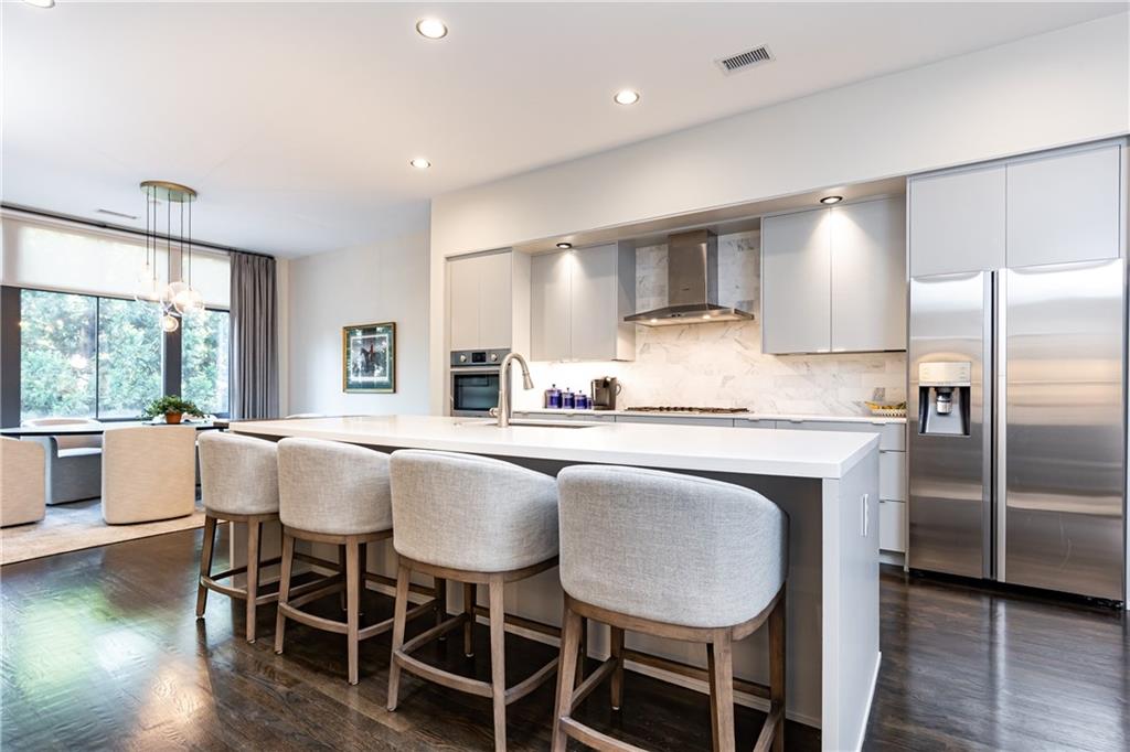 721 Longleaf Drive NE Unit 3