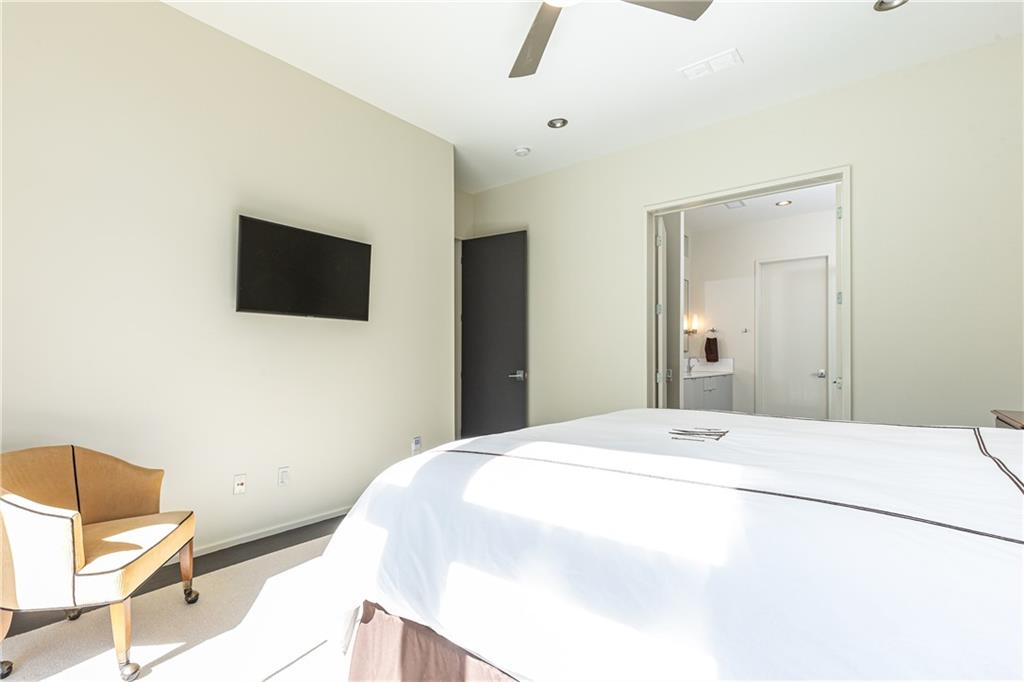 721 Longleaf Drive NE Unit 3