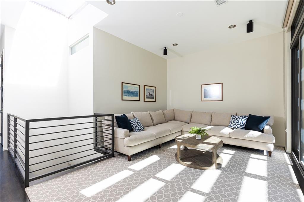 721 Longleaf Drive NE Unit 3