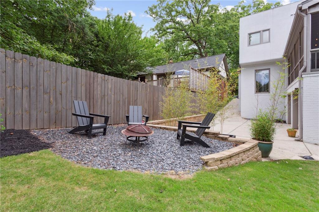 1016 Cumberland Road NE