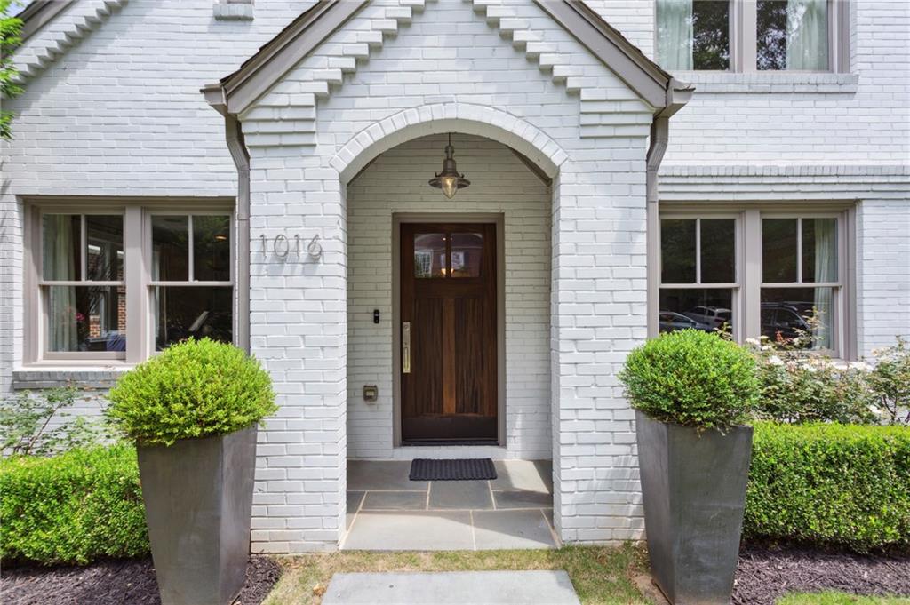 1016 Cumberland Road NE