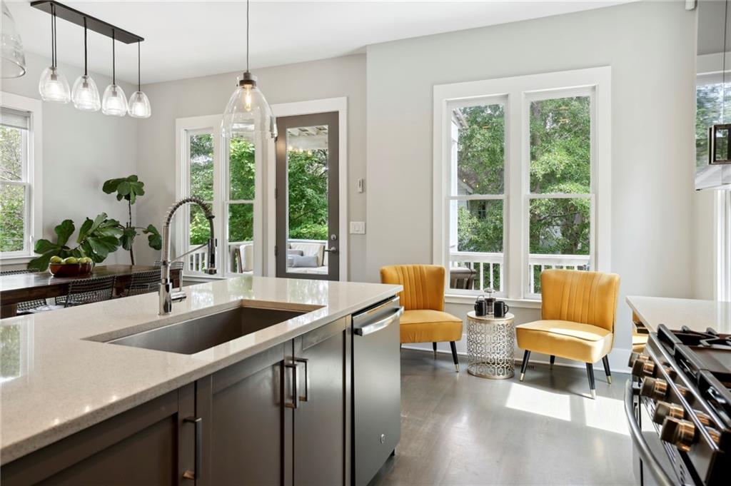 1024 Manigault Street SE