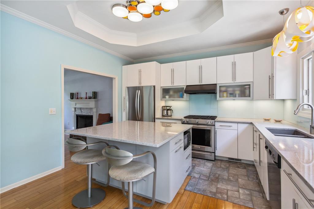 2461 Oostanaula Drive NE