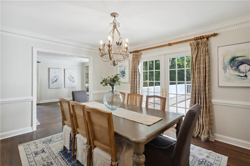 896 Beaverbrook Drive NW